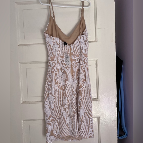 Lace Shine on Sequin Dress Windsor - Picture 2 of 3